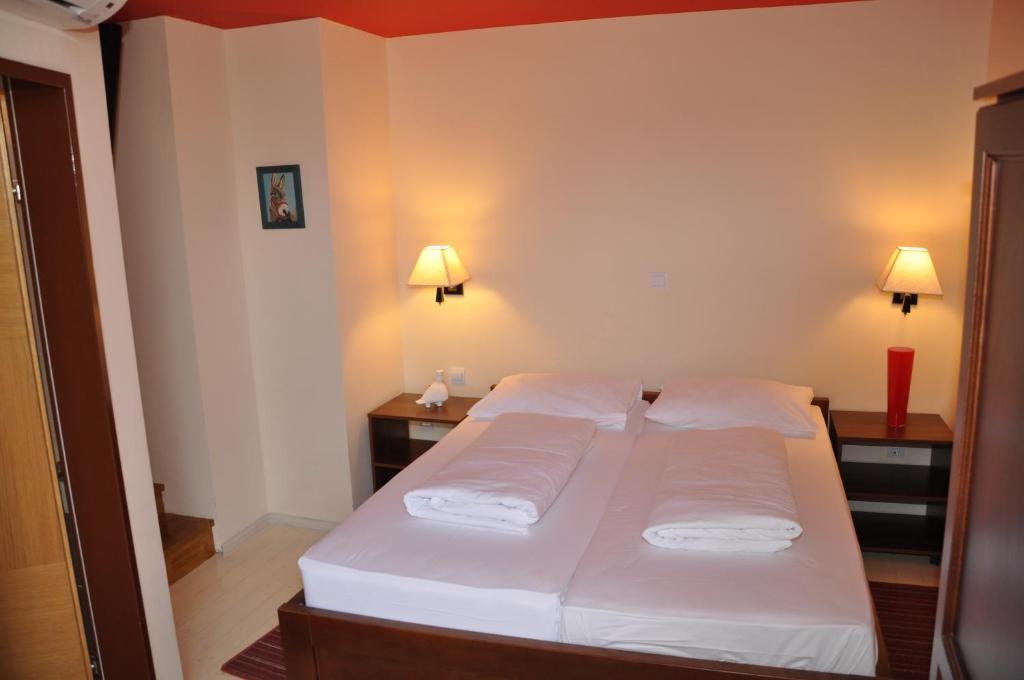 Hotel Carpymore บีโอกราดนาโมรู ห้อง รูปภาพ